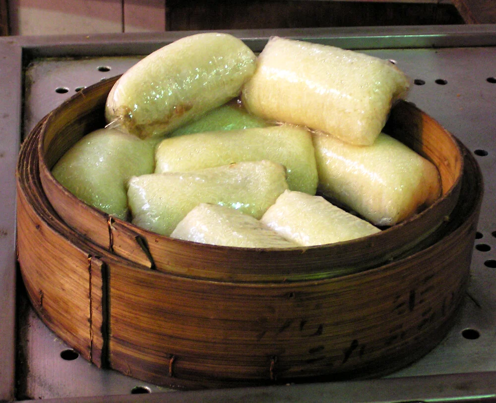 Cifan tuan sticky rice breakfast roll with savory filling