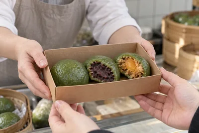 Shanghai Qingtuan: Green Rice Ball Fillings and Qingming Season Guide