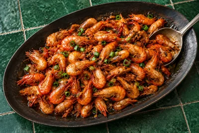 Shanghai You Bao Xia: Sweet-Savory Shrimp, Shells and All